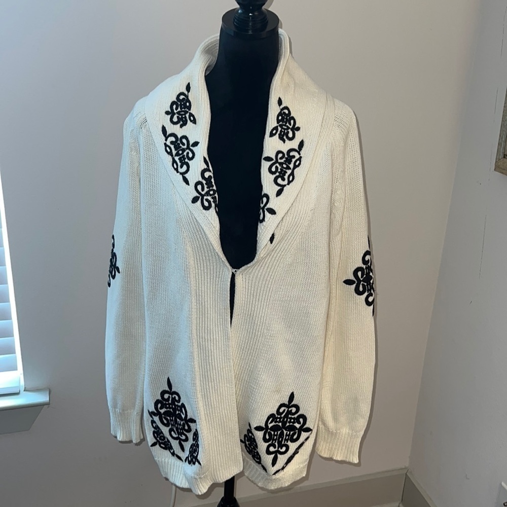 White House Black Market ivory/cream black embroidered knit long cardigan L